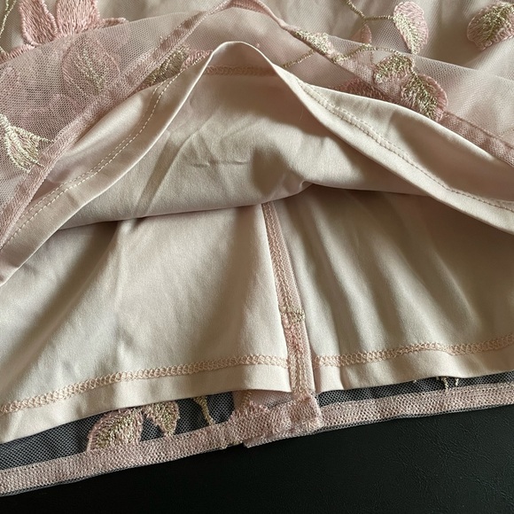 NWT Adrianna Papell Floral Embroidered Sheath Rose Gold Dress Size 12 - Picture 11 of 16